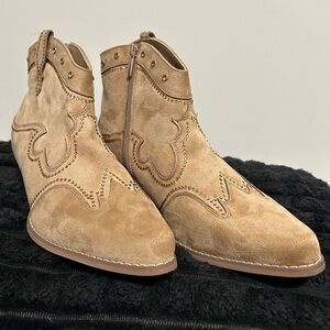 Tan Ankle Boots with Studded Detailing